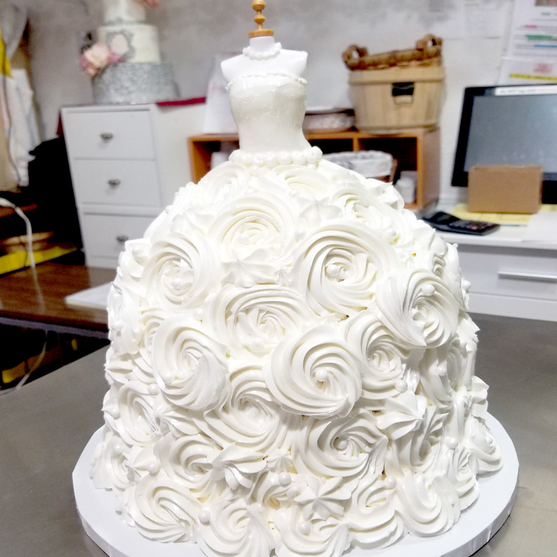3D Wedding Dress Cake