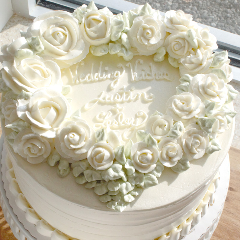 Elegant White Rose Heart Bouquet Cake