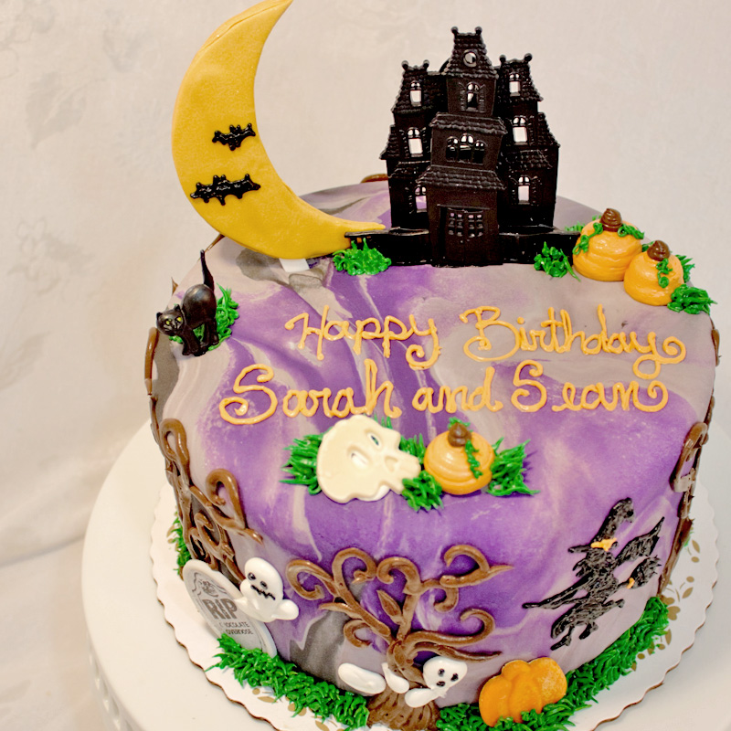 Haunted House Themed Cake