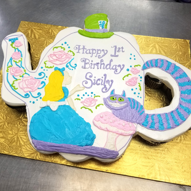 Alice In Wonderland Themed Teapot Cupcake Cake