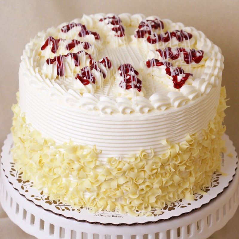 White Vanilla Raspberry Torte